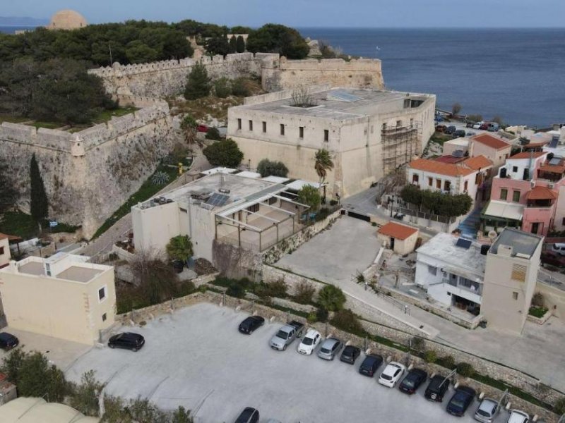 Rethymno Einzigartiges Grundstück zum Verkauf in der Altstadt von Rethymno, neben der Burg von Fortezza Grundstück kaufen